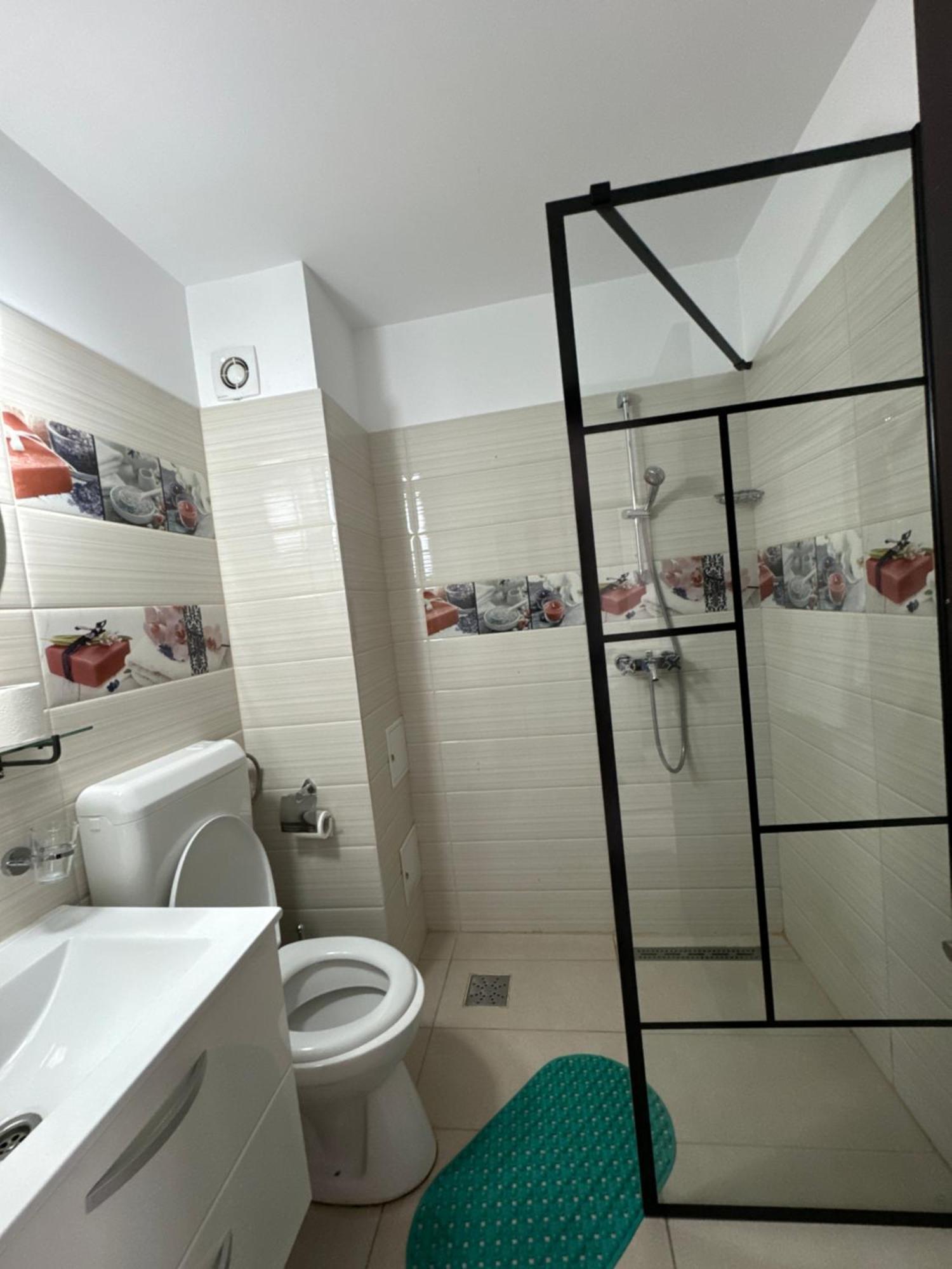 Fast Airport Accomodation Otopeni Dış mekan fotoğraf
