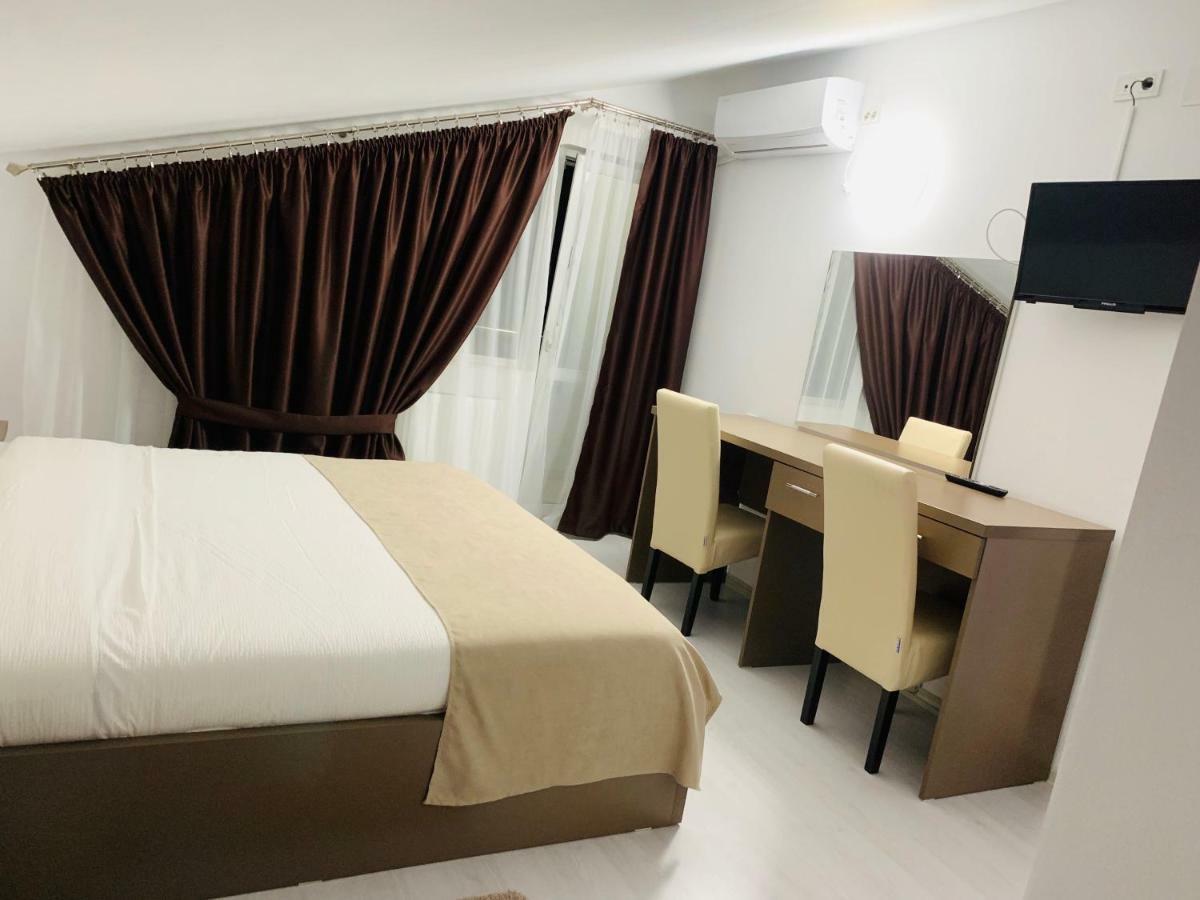 Fast Airport Accomodation Otopeni Dış mekan fotoğraf